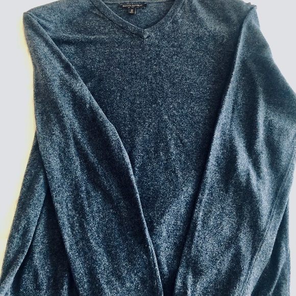 Banana Republic Knit 🧶 Sweater in Blue 🔵 - Picture 5 of 8